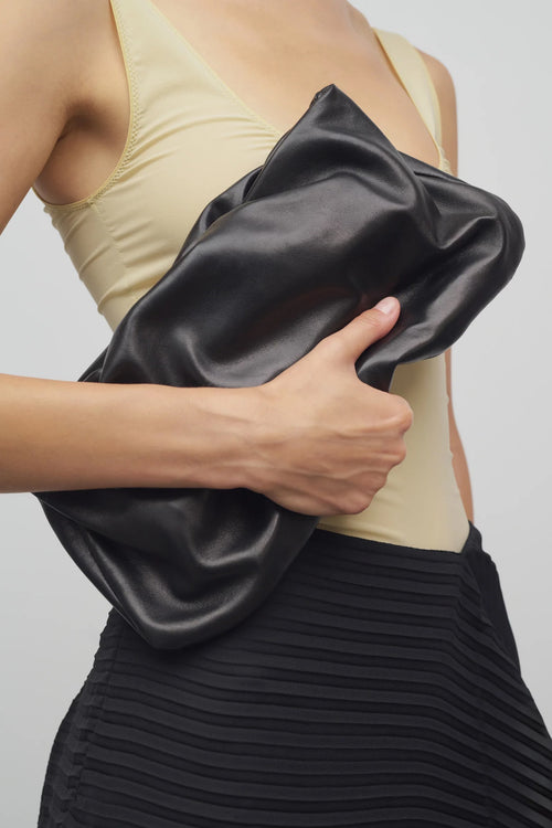 THE ROW XL Bourse Bag in Leather | 手袋 (多色)