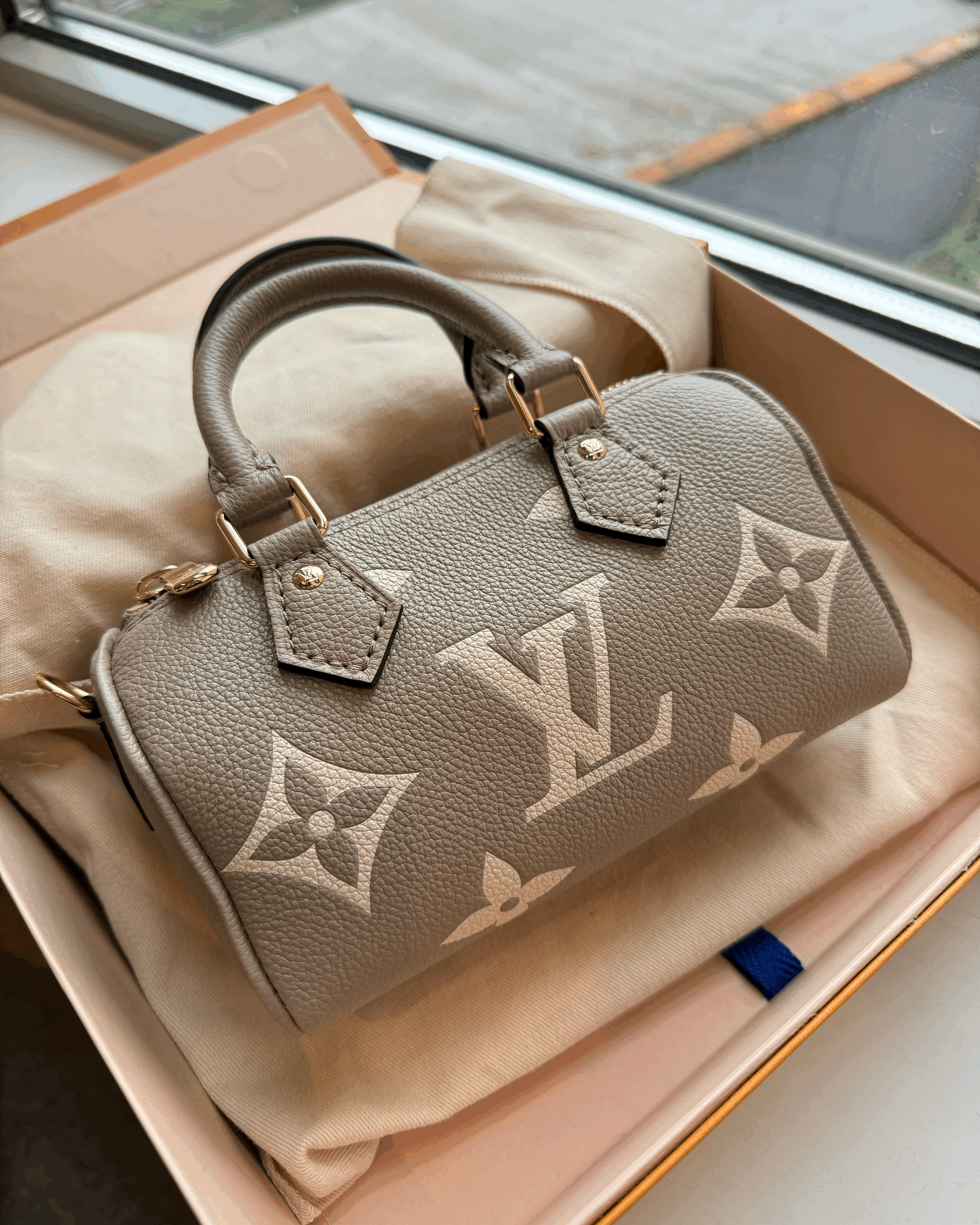 LOUIS VUITTON M82890 Speedy Bag Monogram Canvas(Nano/Grey