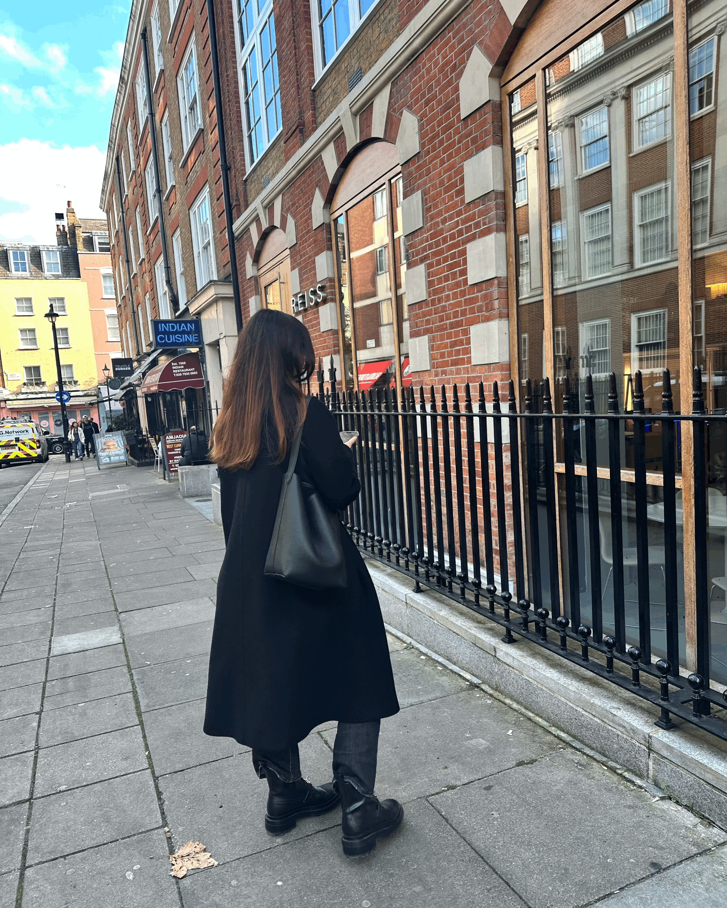 THE ROW N/S Park Tote Bag in Leather(Medium/Many) | LONDONKELLY