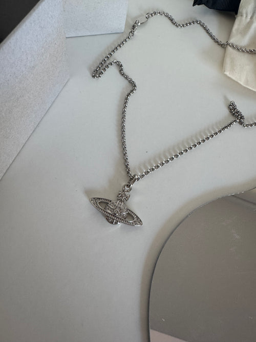 VIVIENNE WESTWOOD Man. Mini Bas Relief Orb Pendant Necklace | 西太后 男仕颈链 (多色)