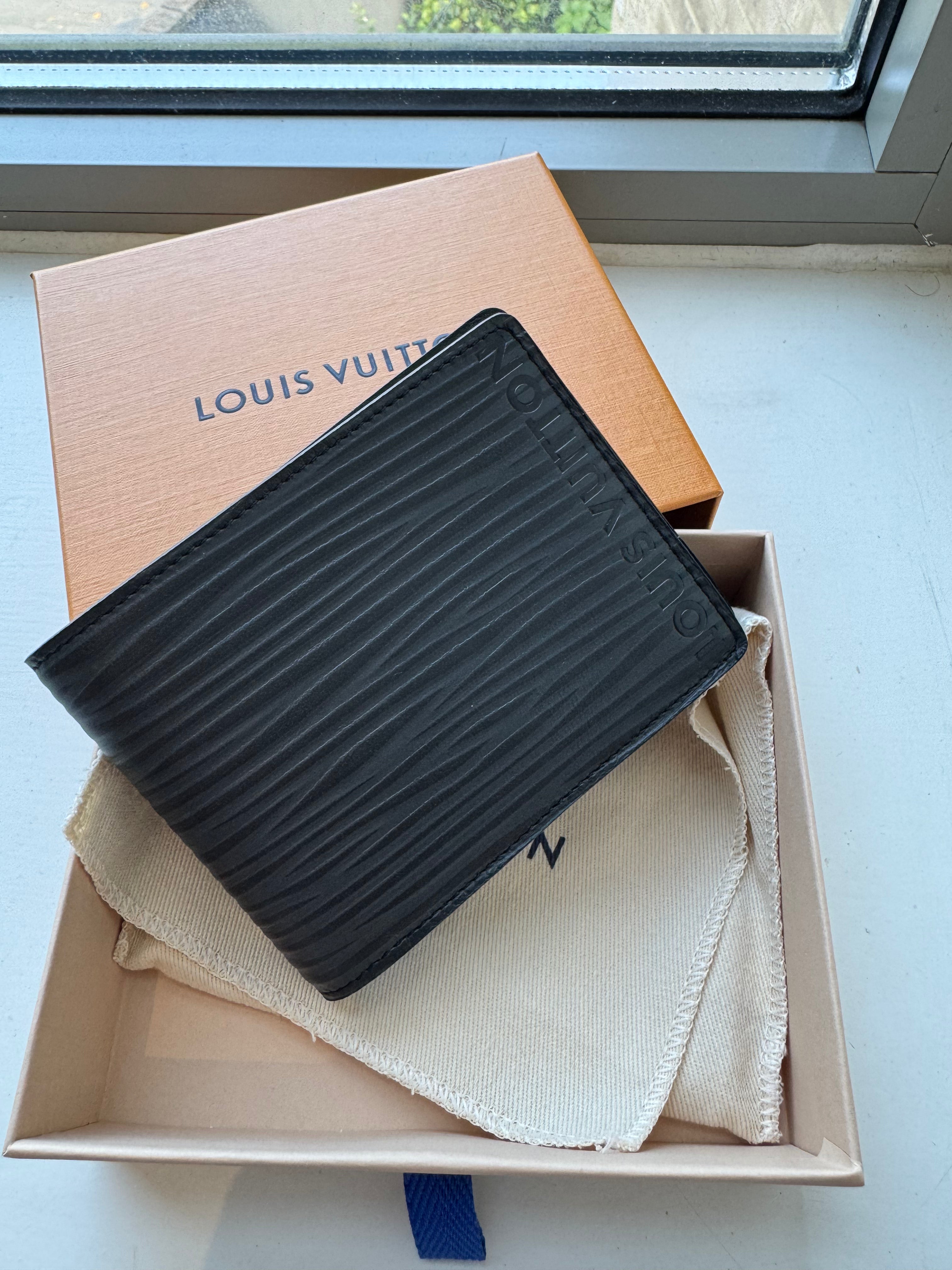LOUIS VUITTON M83333 Men's Multiple Wallet Epi(XL/Black