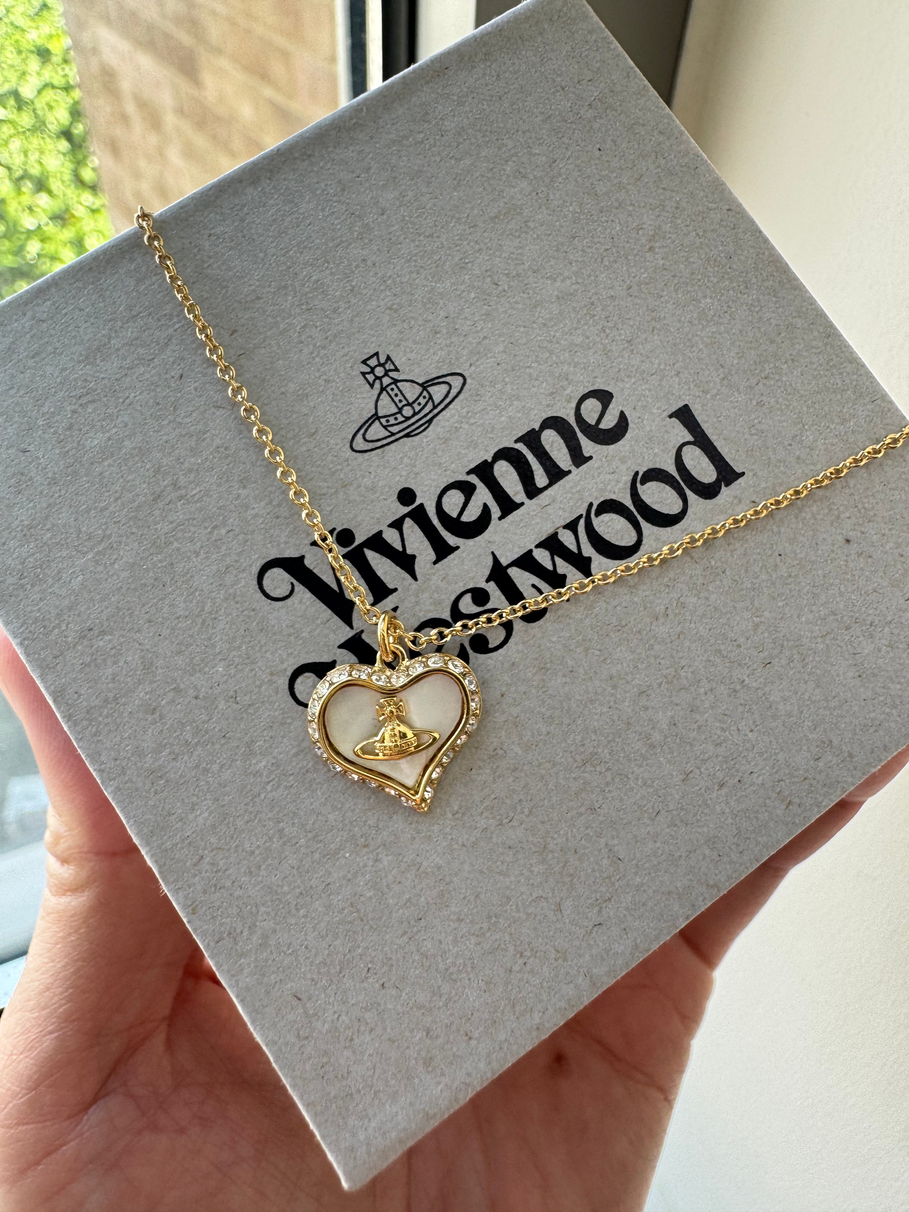 VIVIENNE WESTWOOD Petra Pendant Necklace Brass(3 Colors