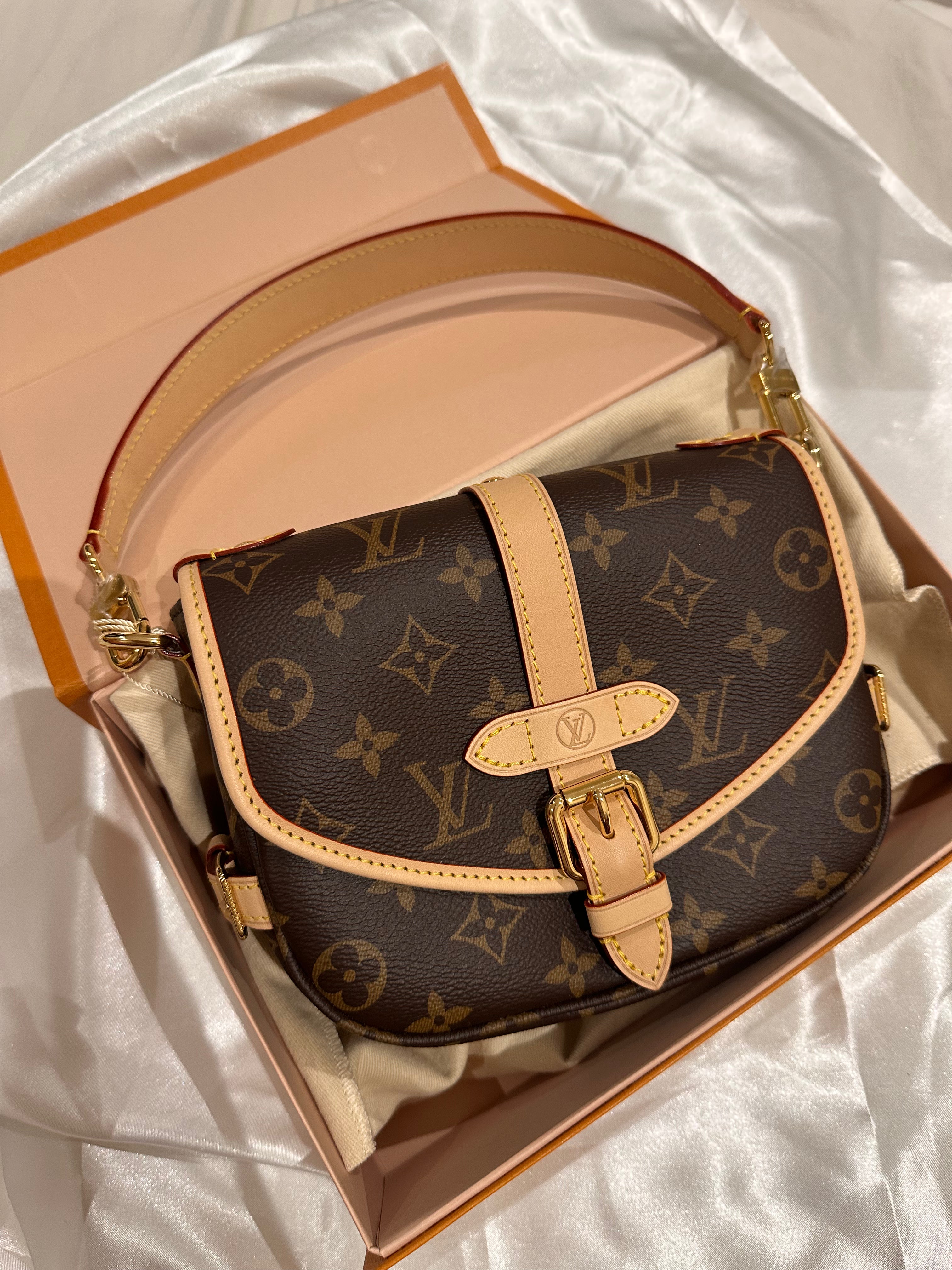 LOUIS VUITTON M46740 Saumur Bag Monogram Canvas(BB/Brown