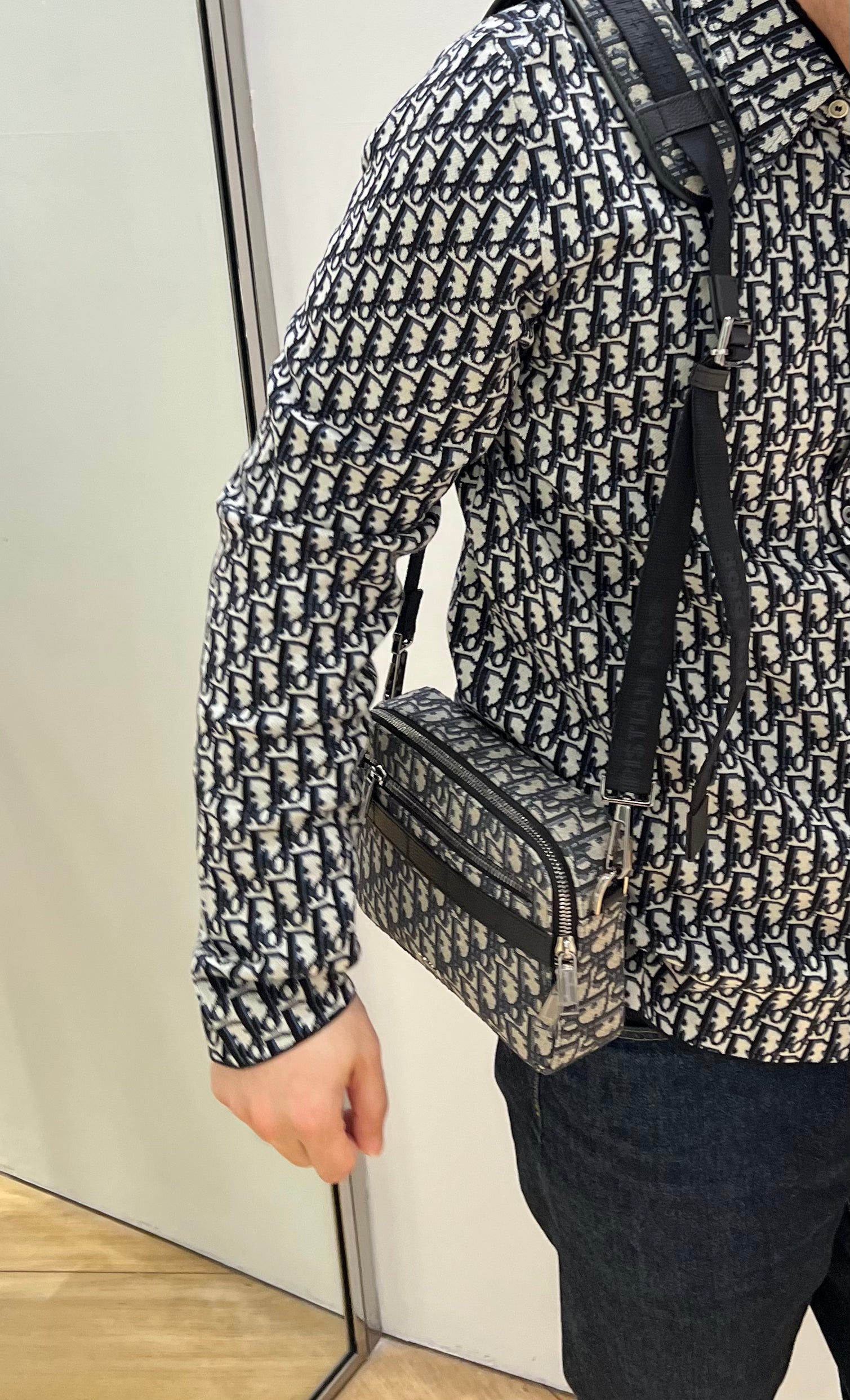 迪奥Safari Messenger Bag Black DIOR Oblique提花邮差袋(2色