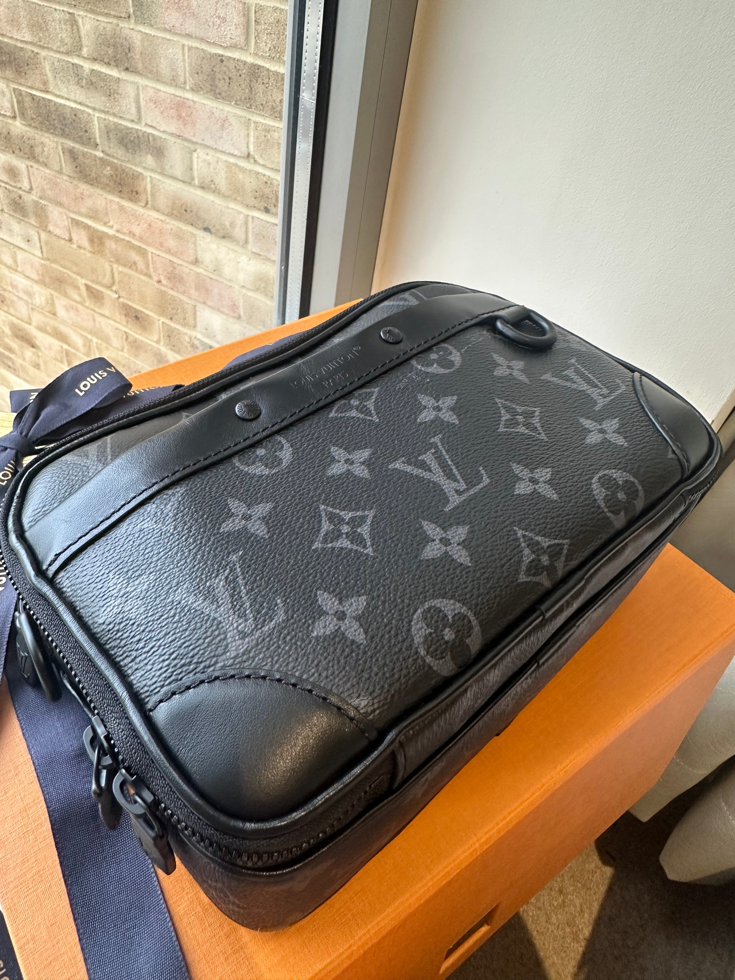 louis vuitton alpha backpack price Monogram Galaxy Justin Reed This backpack includes an inside padded pocket that fits a 14 inch laptop LOUIS VUITTON Discovery Cargo Backpack