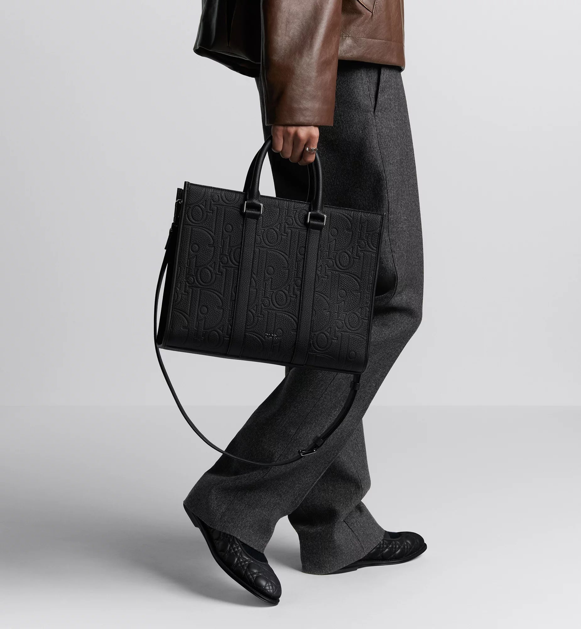 CHRISTIAN DIOR Men's East-West Tote Bag Grained Calfskin(Medium