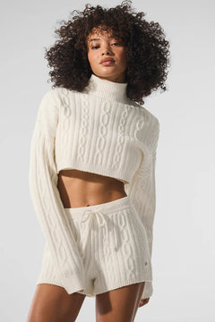 ALO YOGA Cable Knit Cropped Winter Bliss Turtleneck Long Sleeve | 麻花針織短版高領長袖上衣 (多色) - LondonKelly 英國名牌代購