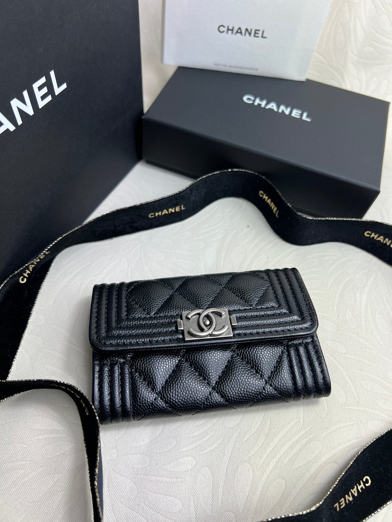 chanel-boy-cardholder-wallet-