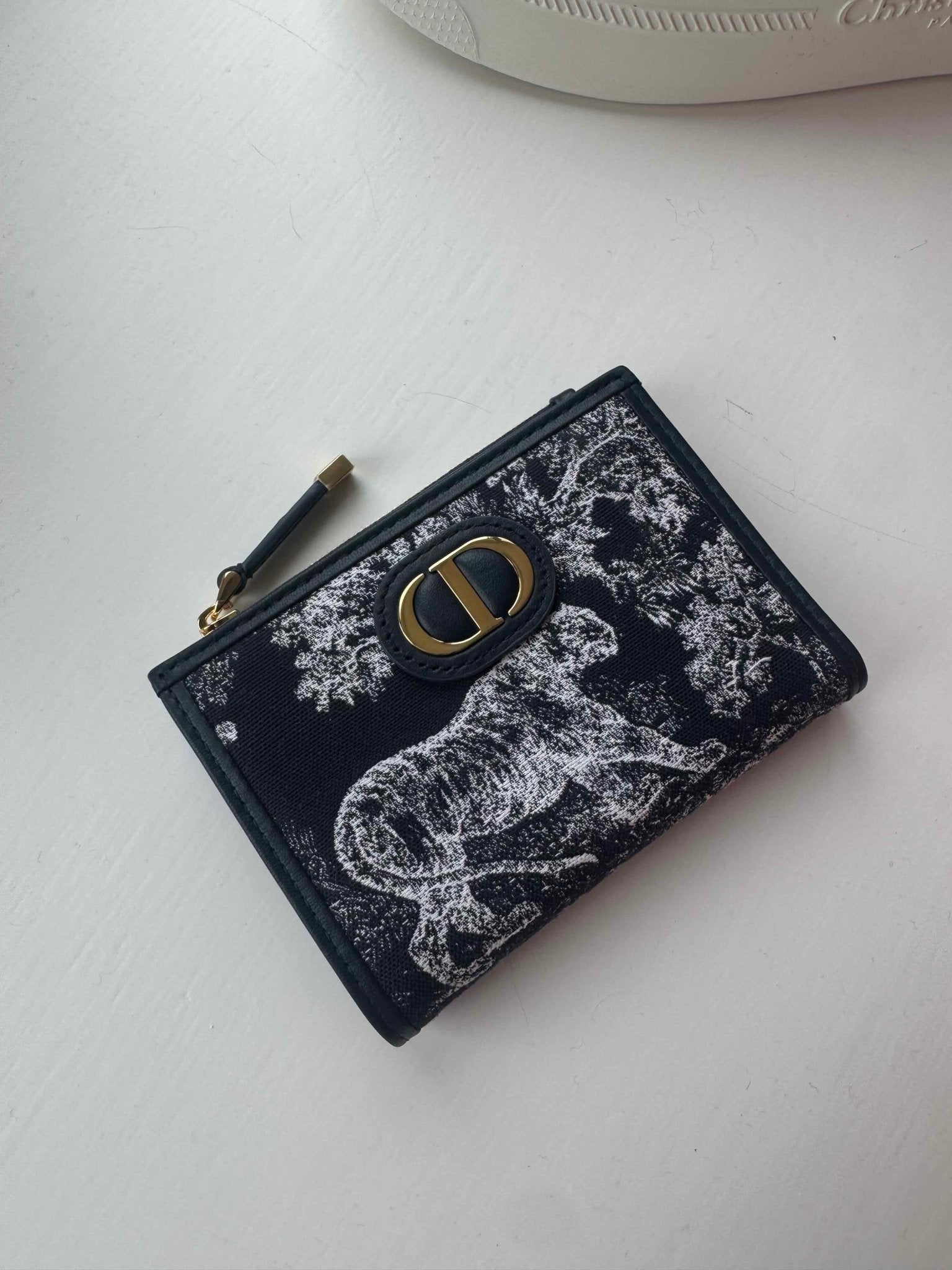 CHRISTIAN DIOR 30 Montaigne Dahlia Wallet Grained Calfskin(Blue