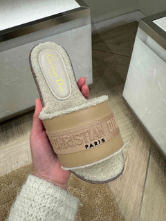 CHRISTIAN DIOR Dway Slide(2 Colors) - LONDONKELLY 英國名牌代購