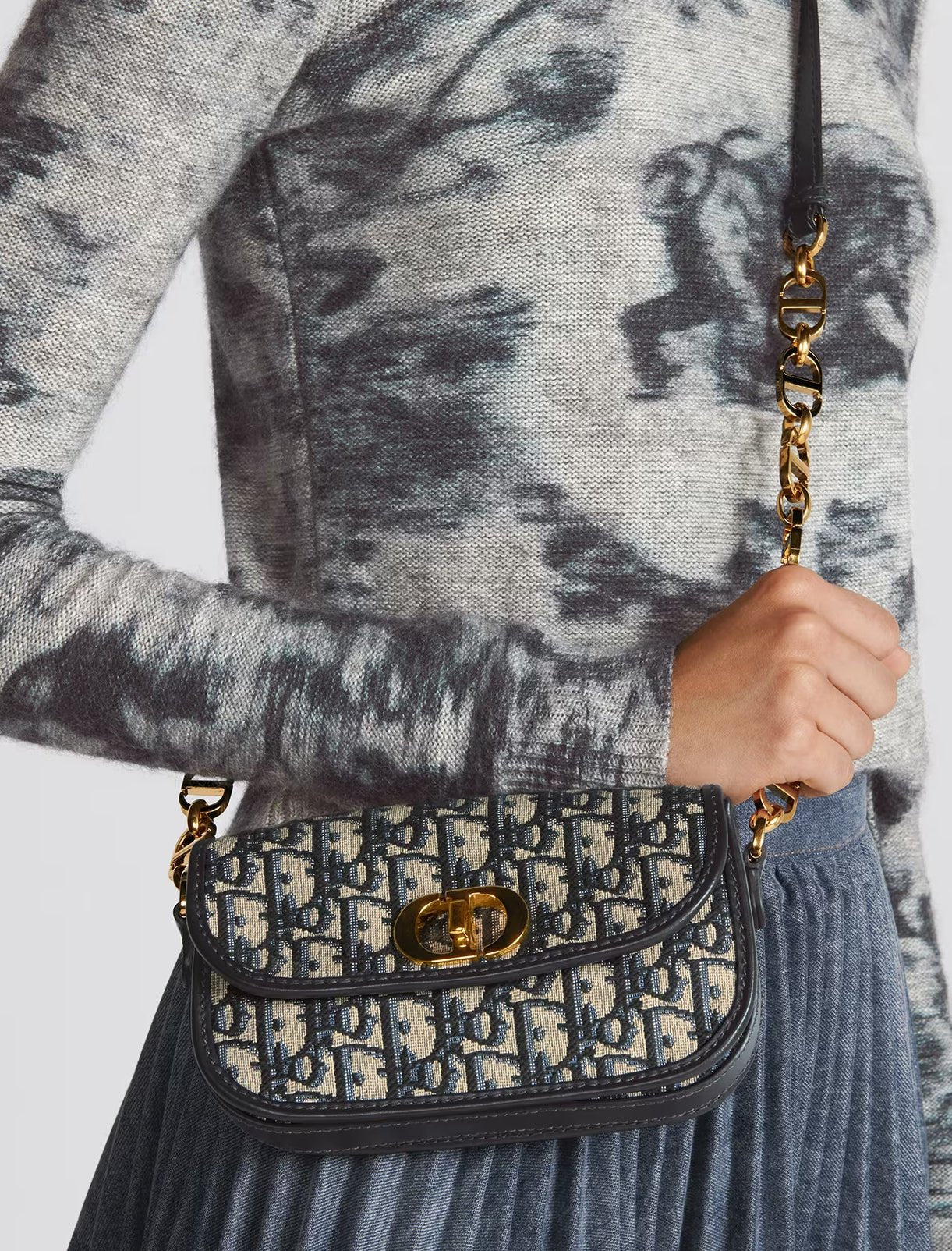 CHRISTIAN DIOR 30 Montaigne Avenue Bag Oblique Jacquard(Small/Blue
