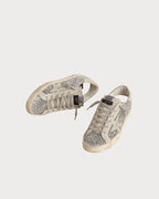 GOLDEN GOOSE Women's Super - Star in silver glitter with ice - gray suede star | 黄金鹅 女款 Super - Star 银色亮片款,搭配冰灰色麂皮星星(银色) - LondonKelly 英国名牌代购
