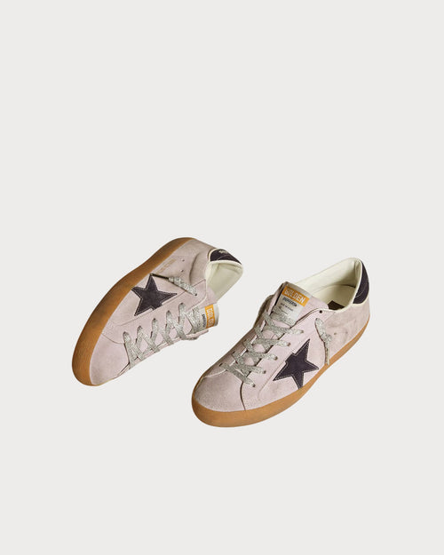 GOLDEN GOOSE Women’s Super - Star LTD in lilac suede with midnight blue suede star and heel tab | 黄金鹅 女款 Super - Star LTD 淡紫色麂皮款,搭配午夜蓝色麂皮星星与后跟标签(淡紫色) - LondonKelly 英国名牌代购
