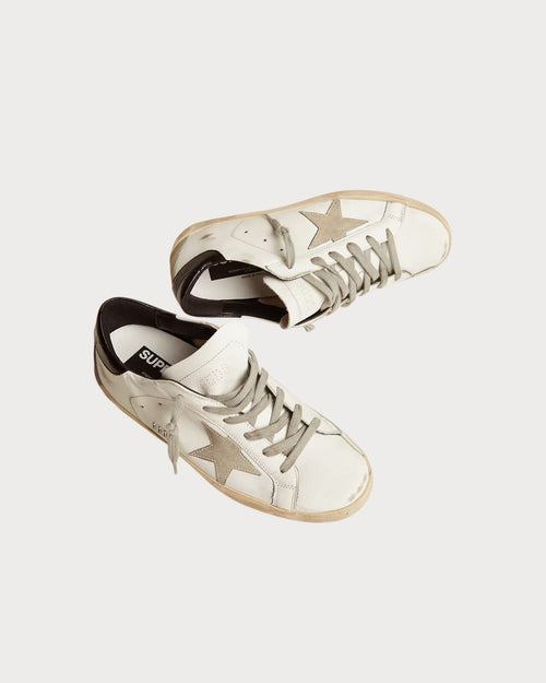 GOLDEN GOOSE Women's Super - Star with black heel tab and metal stud lettering | 黄金鹅 女款 Super - Star 搭配黑色后跟标签与金属铆钉字母(白色) - LondonKelly 英国名牌代购