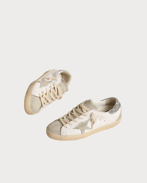 GOLDEN GOOSE Women's Super - Star with gray star and silver glitter heel tab | 黄金鹅 女款 Super - Star 搭配灰色星星与银色亮片后跟标签(白色) - LondonKelly 英国名牌代购