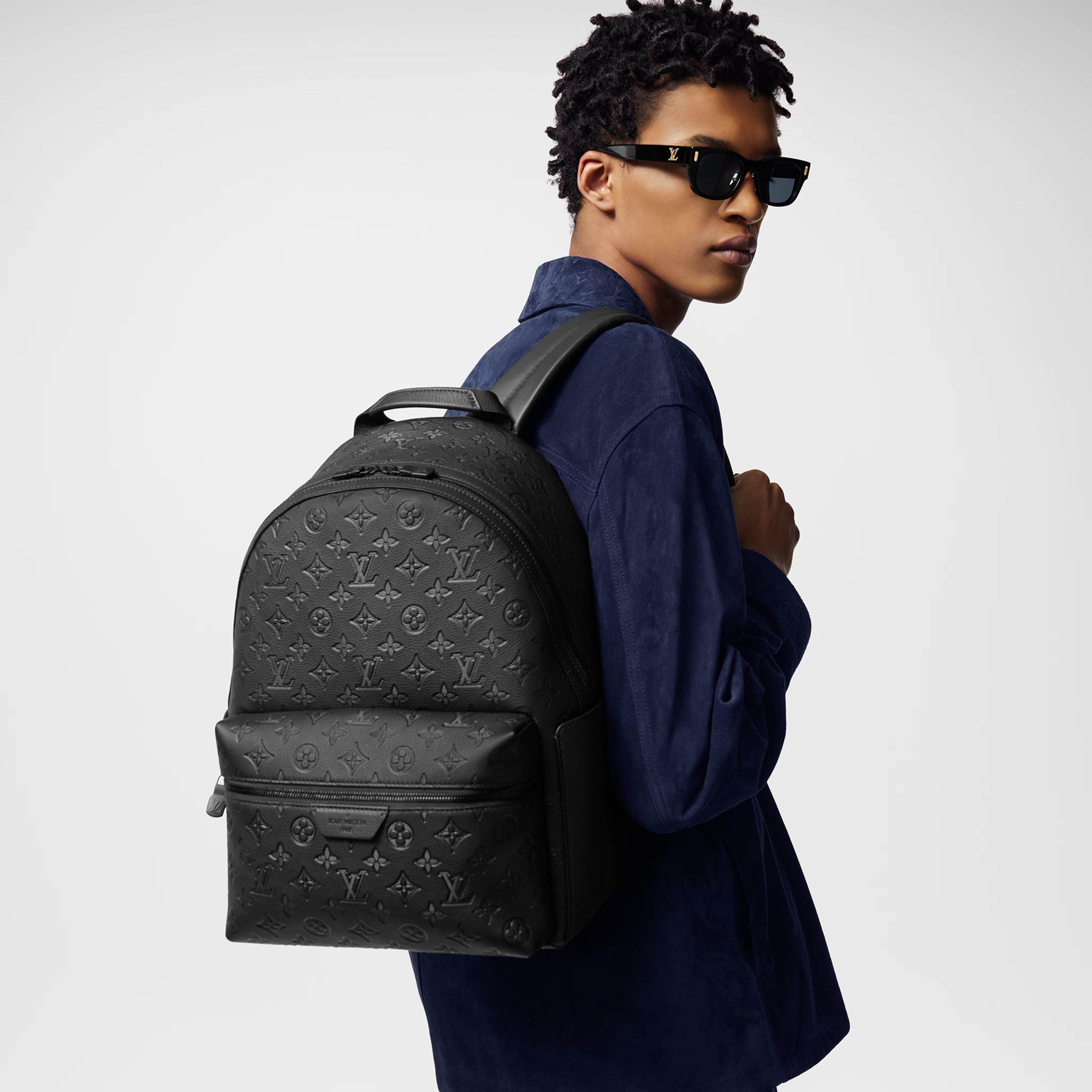 LOUIS VUITTON M46553 Men's Discovery Backpack Calfskin(3 Colors)