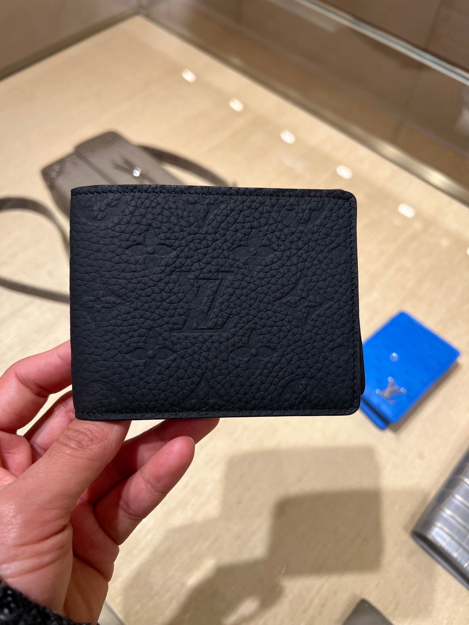 LOUIS VUITTON M82072 Men's Multiple Wallet Monogram Canvas(Black