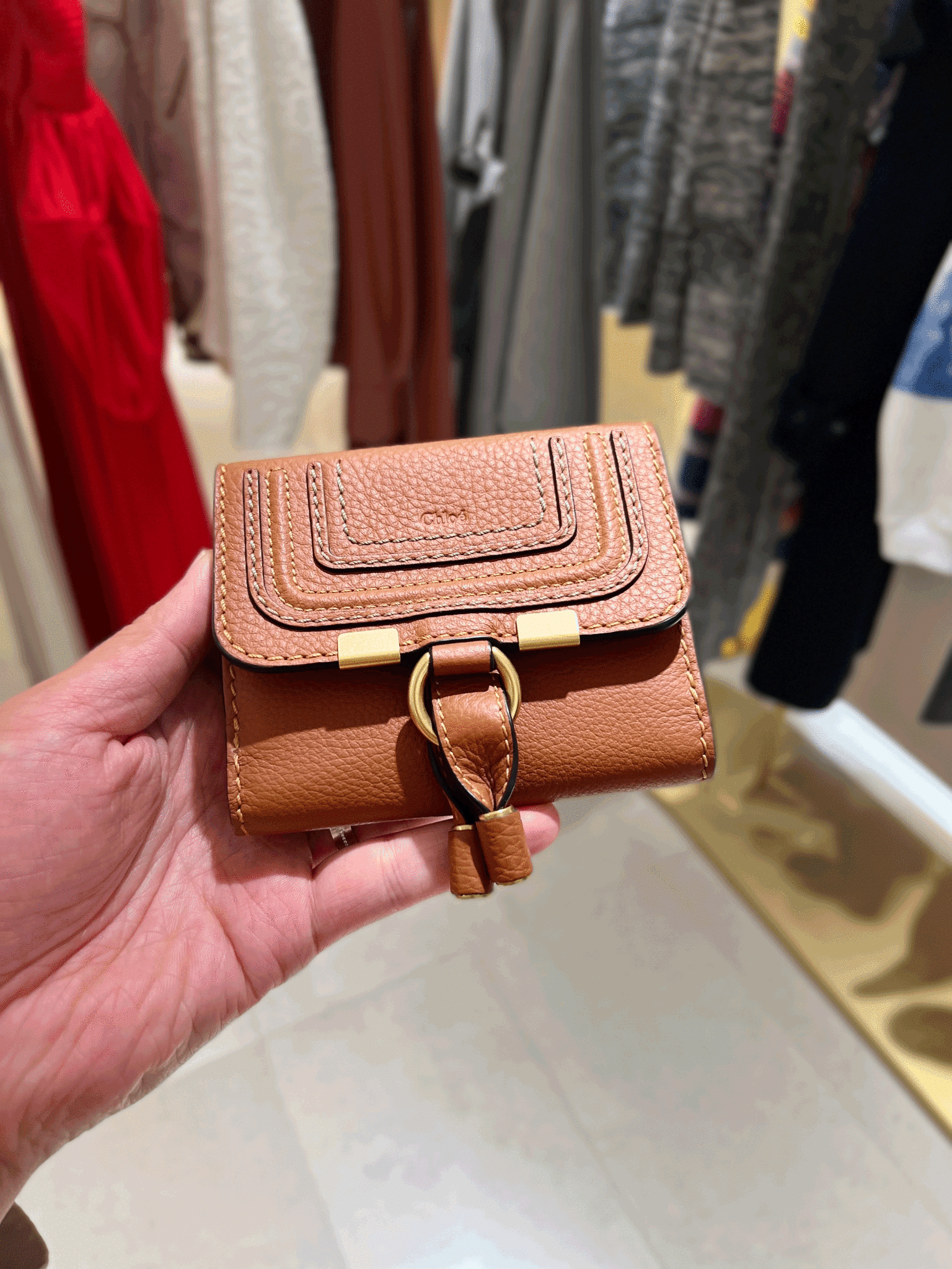 あ*マ様 Chloé marcie スクエアウォレット定価78,100円 Chloe Marcie Square Wallet | LONDONKELLY – LONDONKELLY 英國名牌代購