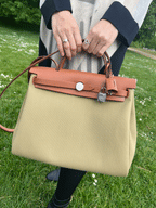 HERMES Herbag 31 | 愛馬仕 手袋 (軍綠色金扣)