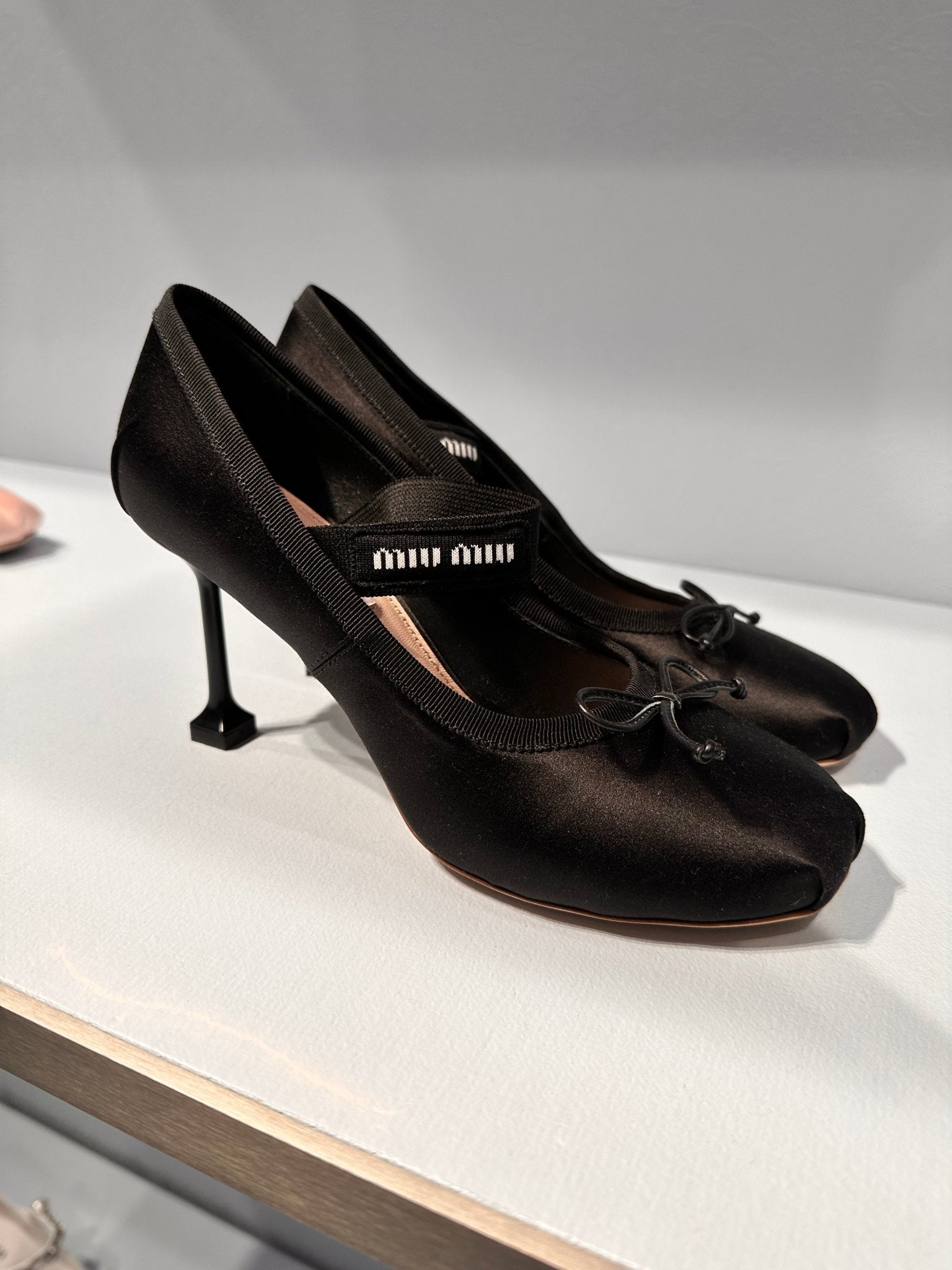 MIU MIU Satin Pumps(2 Colors) | LONDONKELLY – LONDONKELLY 英國名牌代購