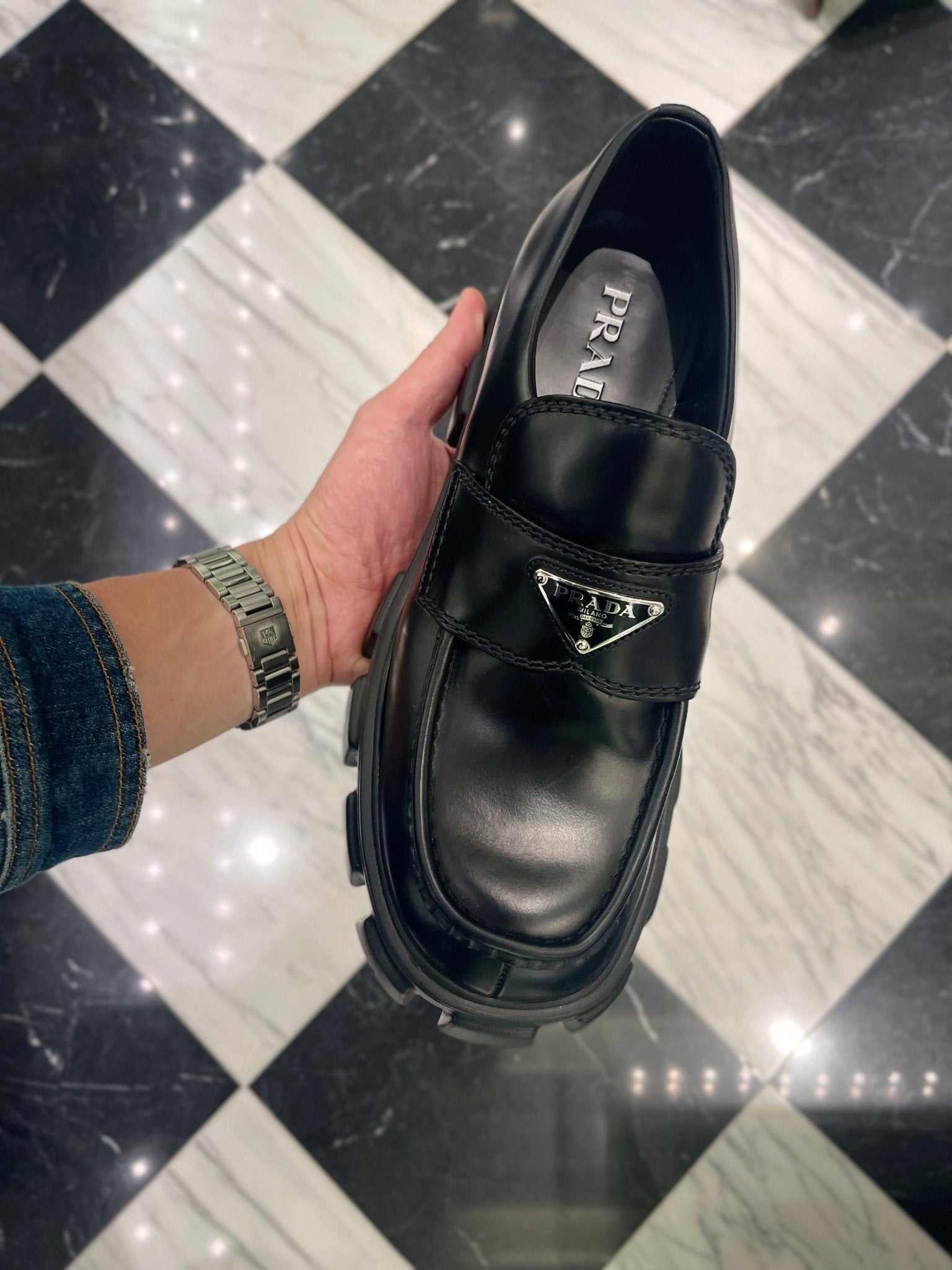 PRADA 2DE129 Monolith Nuanced Brushed Leather Loafers(Many