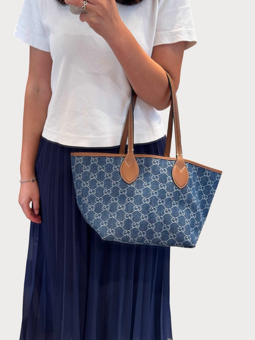 GUCCI Totissima GG Denim Tote Bag(Blue)