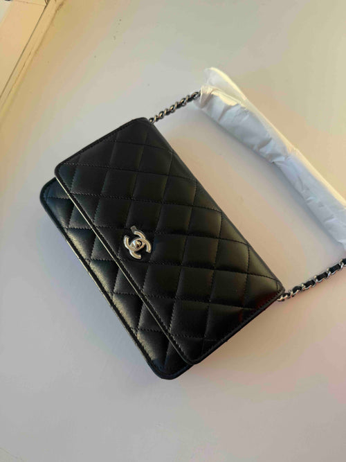 CHANEL Classic Wallet on Chain Lambskin(2 Colors)