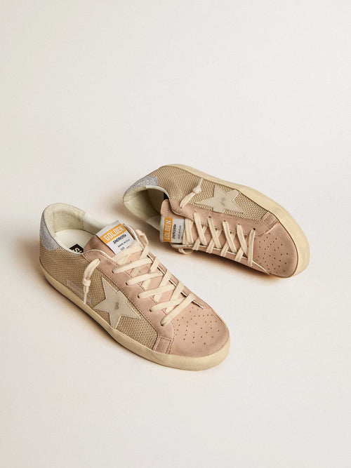 GOLDEN GOOSE Super-Star LTD in white mesh and pink nubuck with Swarovski crystals heel tab | 黃金鵝 黃金鵝 Super-Star LTD 白色網布與粉紅色絨面革款，搭配施華洛世奇水晶後跟標籤（白色網布與古玫瑰色）