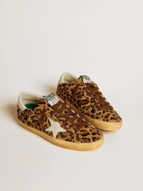 GOLDEN GOOSE Women’s Super-Star LTD in leopard-print pony skin with leather star and heel tab | 黃金鵝 女款 Super-Star LTD 豹紋小馬皮款，搭配皮革星星與後跟標籤（米色與棕色）