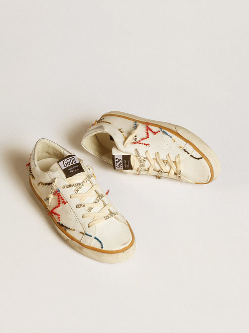 GOLDEN GOOSE Women’s Super-Star LTD with perforated star and metallic leather heel tab | 黃金鵝 女款 Super-Star LTD 搭配鏤空星星與金屬感皮革後跟標籤（白色）