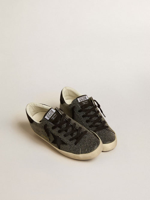 GOLDEN GOOSE Women’s Super-Star in black Swarovski crystals with black suede star | 黃金鵝 女款 Super-Star 黑色施華洛世奇水晶款，搭配黑色麂皮星星（黑色）