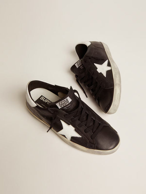 GOLDEN GOOSE Women's Super-Star in black leather with white leather star and heel tab | 黃金鵝 女款 Super-Star 黑色皮革款，搭配白色皮革星星與後跟標籤（黑色）