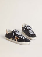 GOLDEN GOOSE Women’s Super-Star in black nappa leather with zebra-print pony skin star and beige leather heel tab | 黃金鵝 女款 Super-Star 黑色納帕皮革款，搭配斑馬紋小馬皮星星與米色皮革後跟標籤（黑色）