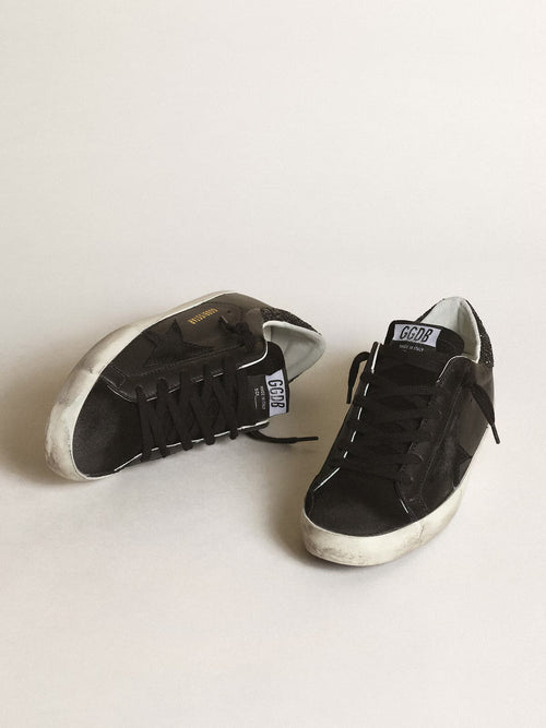 GOLDEN GOOSE Women's Super-Star in black nappa with black star and glitter heel tab | 黃金鵝 女款 Super-Star 黑色納帕皮革款，搭配黑色星星與亮片後跟標籤（黑色）