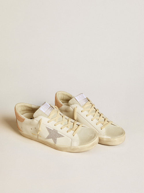 GOLDEN GOOSE Women’s Super-Star in leather with Swarovski crystal star and heel tab | 黃金鵝 女款 Super-Star 皮革款，搭配施華洛世奇水晶星星與後跟標籤（白色）