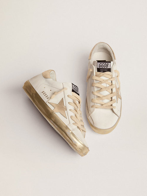 GOLDEN GOOSE Women's Super-Star with gold sparkle foxing and metal stud lettering | 黃金鵝 女款 Super-Star 搭配金色閃亮鞋邊與金屬鉚釘字母（白色）