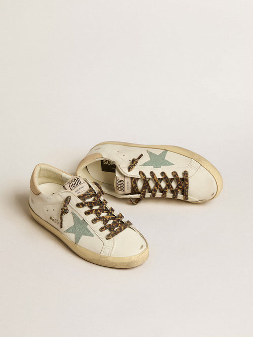 GOLDEN GOOSE Women's Super-Star with gray glitter star and nude leather heel tab | 黃金鵝 女款 Super-Star 搭配灰色亮片星星與裸色皮革後跟標籤（白色）