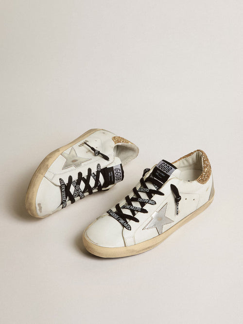 GOLDEN GOOSE Women's white leather Super-Star with glittery heel tab | 黃金鵝 女款白色皮革 Super-Star 搭配亮片後跟標籤（白色）