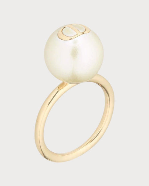 CHRISTIAN DIOR Dior Amulets Ring Matte Gold - Finish Metal with White Resin Pearl | 迪奥 珍珠戒指 (金色) - LONDONKELLY 英国名牌代购