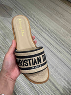 CHRISTIAN DIOR Dway Slide Natural Raffia(2 Colors) - LONDONKELLY 英國名牌代購