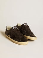GOLDEN GOOSE Women's Super - Star in black glitter with black suede star and leather inserts | 黃金鵝 女款 Super - Star 黑色亮片款，搭配黑色麂皮星星與皮革拼接（黑色） - LondonKelly 英國名牌代購