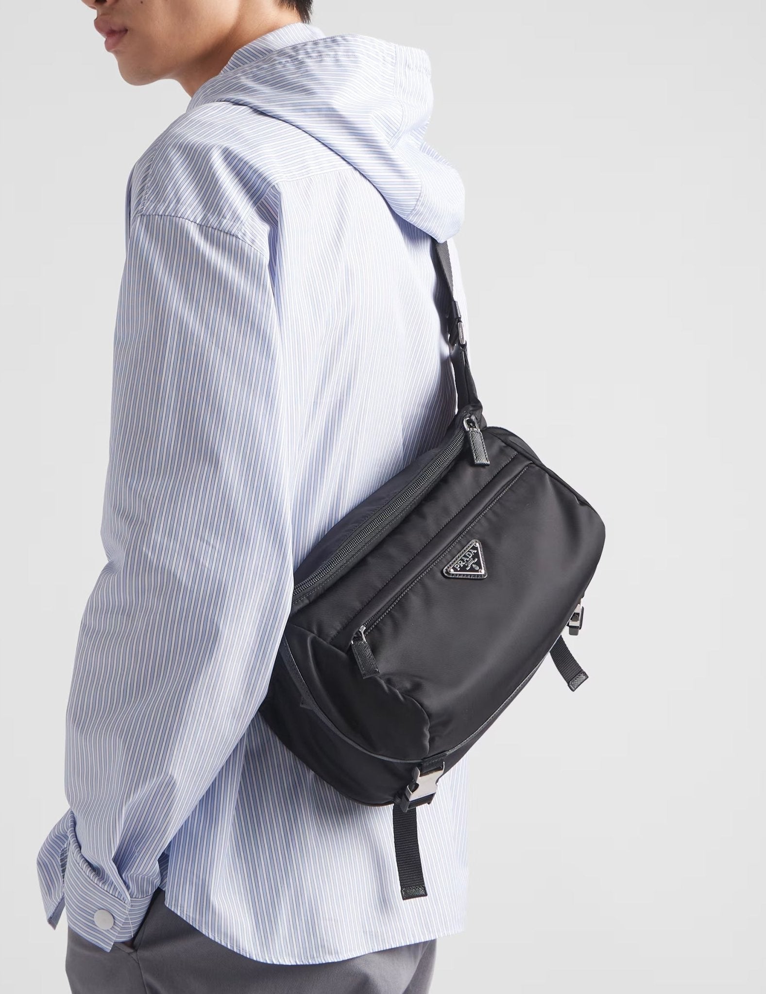 バッグ PRADA 1999FW nylon drum bag PRADA 2VH994 Men's Re-Nylon and Saffiano Leather Shoulder Bag