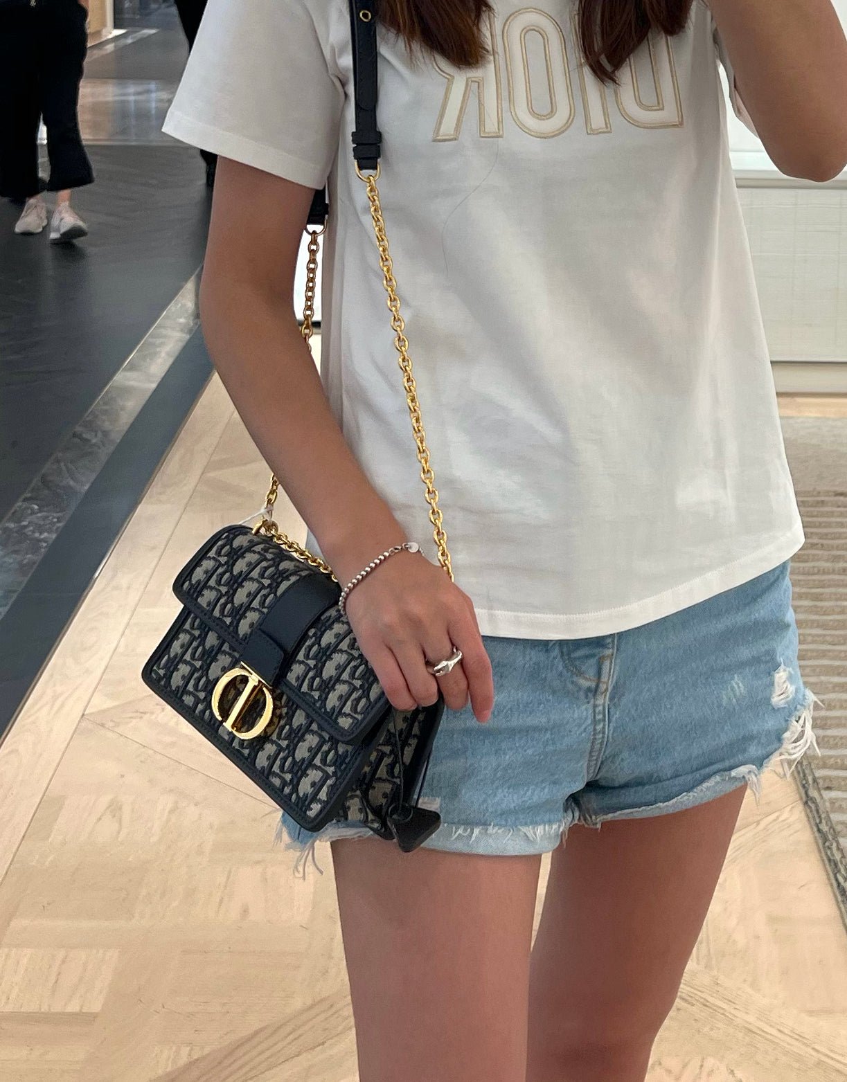 CHRISTIAN DIOR 30 Montaigne East-West Bag with Chain Oblique